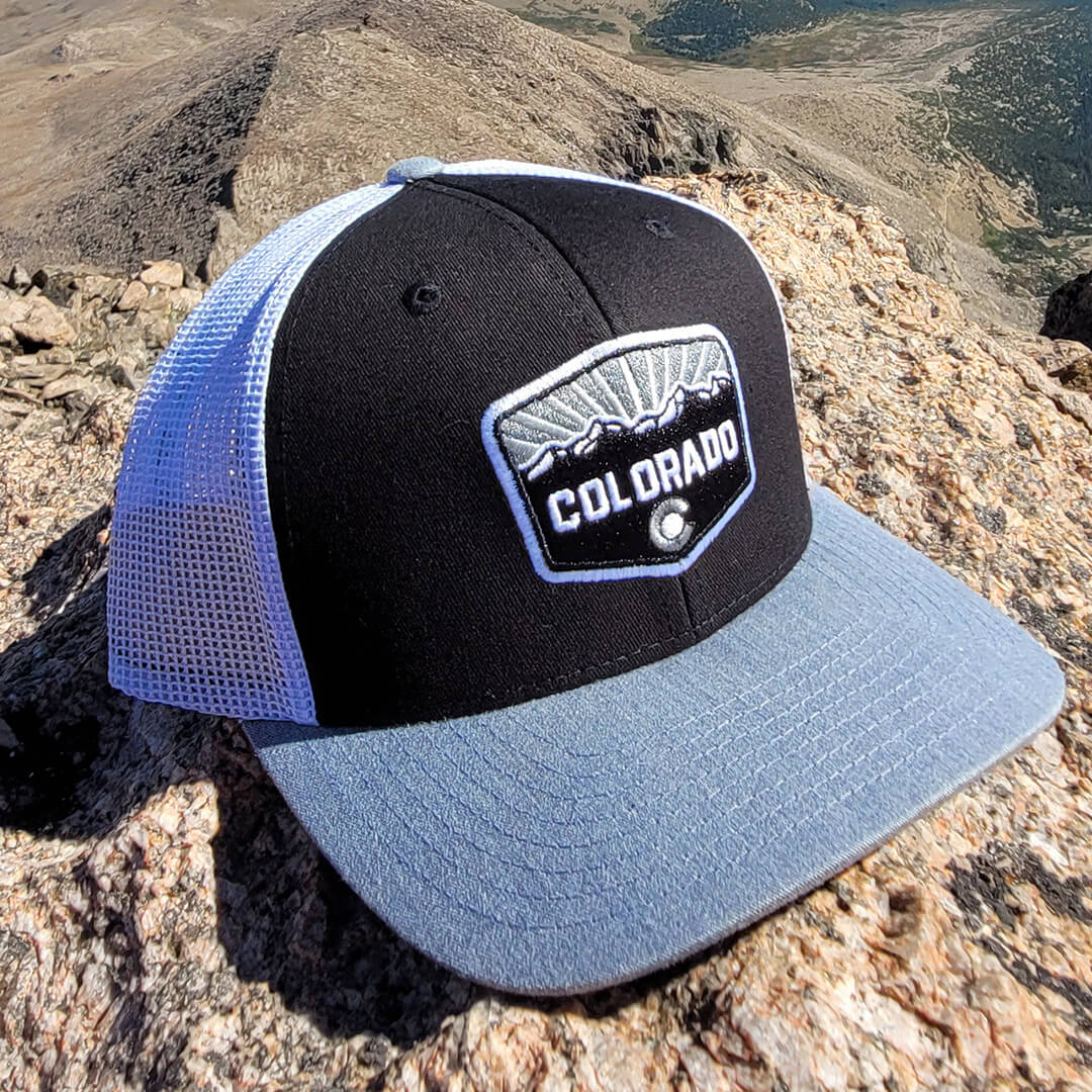 Front Range Trucker Hat - Black/White/Hthr Gray