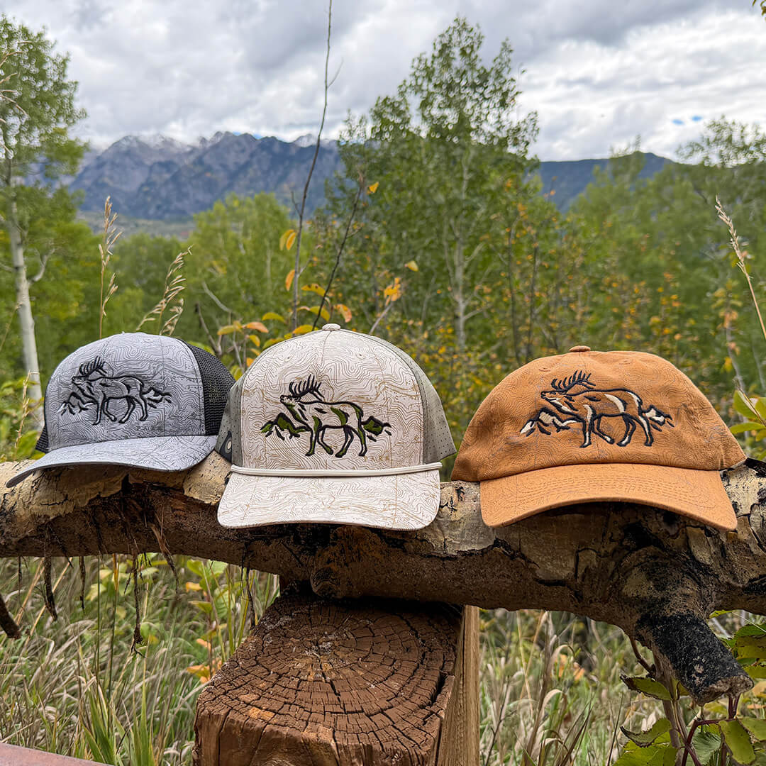 Roaming Elk - Beige/Olive Perf Hat