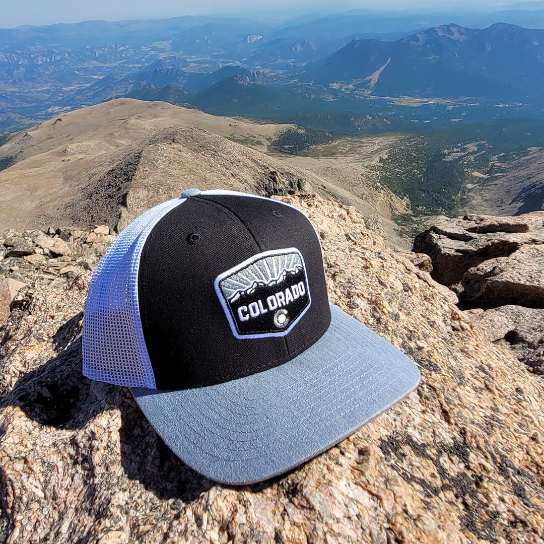 Front Range Trucker Hat - Black/White/Hthr Gray