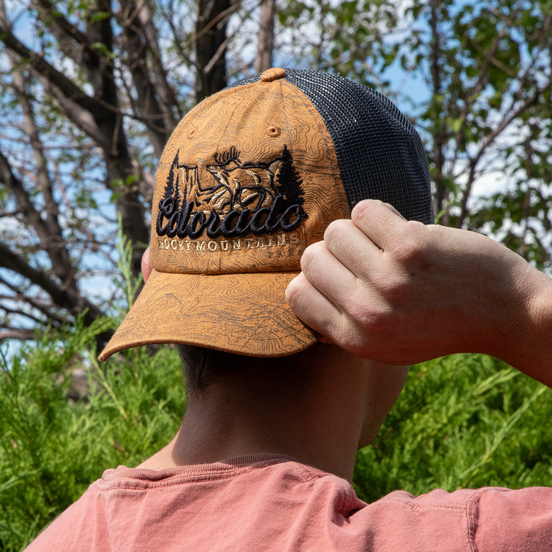 Saloon - Canvas/Charcoal Topo Uns Trucker Hat - Embroidered